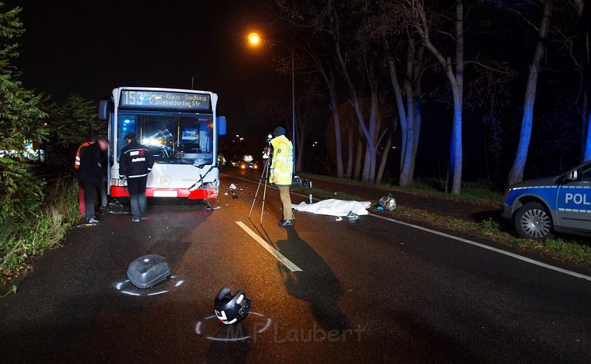 VU Roller KVB Bus Hoehenhauser Ring Koeln Muelheim P06.JPG